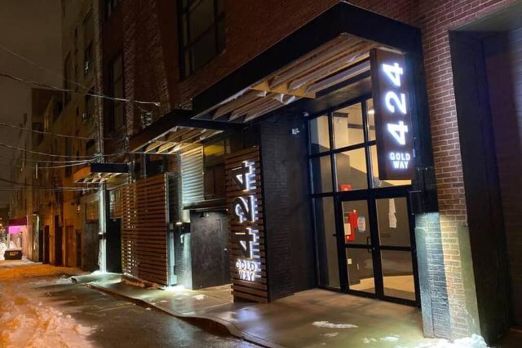 3E *New* Huge! Spacious 3 Bedroom In Oakland That Sleeps 12! Pittsburgh Exterior foto